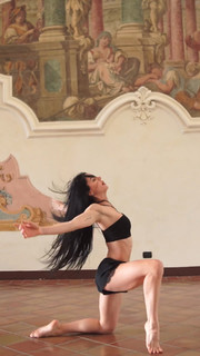 Shaila Gatta feet photo thumbnail