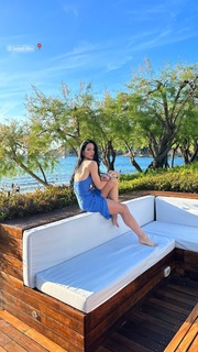 Shaila Gatta feet photo thumbnail