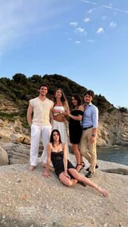 Shaila Gatta feet photo thumbnail