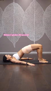 Shaila Gatta feet photo thumbnail