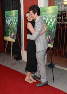 Shailene Woodley feet photo thumbnail