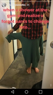 Shailene Woodley feet photo thumbnail