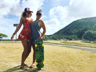 Shailene Woodley feet photo thumbnail