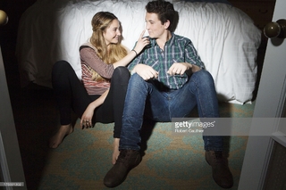 Shailene Woodley feet photo thumbnail