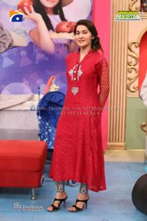 Shaista Lodhi feet photo thumbnail