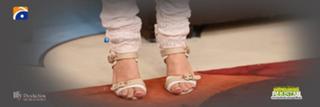 Shaista Lodhi feet photo thumbnail