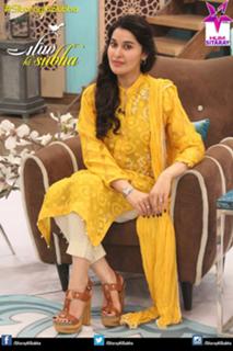Shaista Lodhi feet photo thumbnail