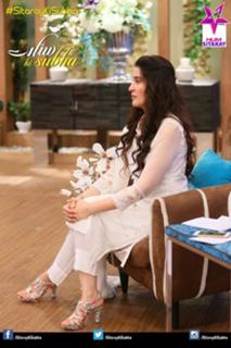Shaista Lodhi feet photo thumbnail