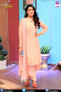 Shaista Lodhi feet photo thumbnail