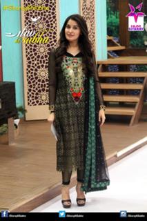 Shaista Lodhi feet photo thumbnail