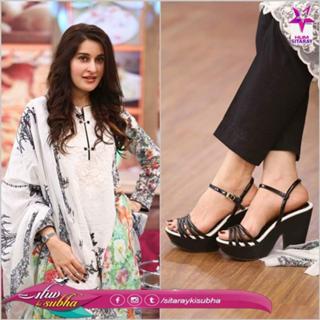 Shaista Lodhi feet photo thumbnail