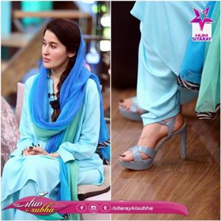 Shaista Lodhi feet photo thumbnail