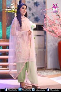 Shaista Lodhi feet photo thumbnail