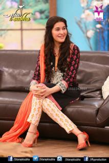 Shaista Lodhi feet photo thumbnail