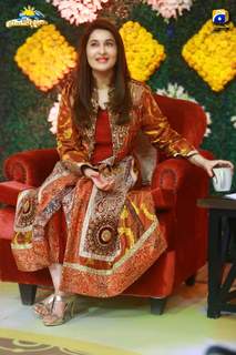 Shaista Lodhi feet photo thumbnail