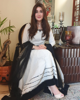 Shaista Lodhi feet photo thumbnail