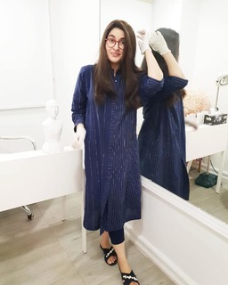 Shaista Lodhi feet photo thumbnail