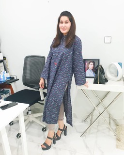 Shaista Lodhi feet photo thumbnail