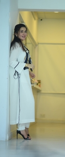 Shaista Lodhi feet photo thumbnail