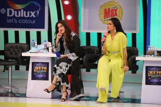 Shaista Lodhi feet photo thumbnail