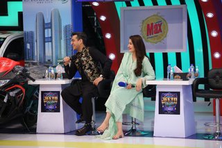 Shaista Lodhi feet photo thumbnail