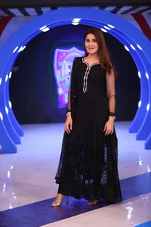 Shaista Lodhi feet photo thumbnail