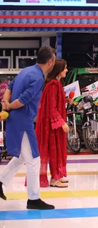 Shaista Lodhi feet photo thumbnail