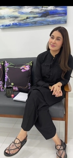 Shaista Lodhi feet photo thumbnail