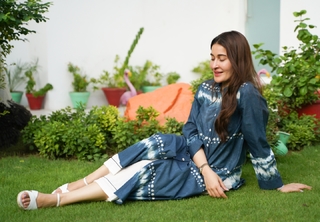 Shaista Lodhi feet photo thumbnail