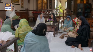 Shaista Lodhi feet photo thumbnail