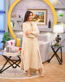 Shaista Lodhi feet photo thumbnail