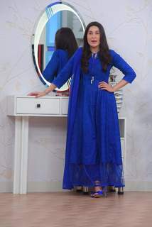 Shaista Lodhi feet photo thumbnail