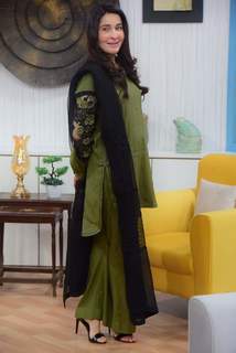 Shaista Lodhi feet photo thumbnail