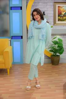 Shaista Lodhi feet photo thumbnail