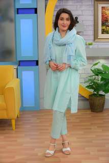 Shaista Lodhi feet photo thumbnail