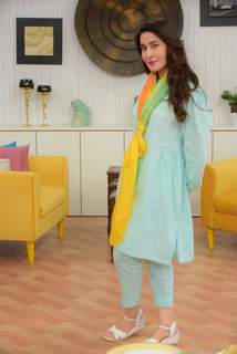 Shaista Lodhi feet photo thumbnail