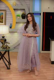 Shaista Lodhi feet photo thumbnail