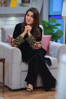 Shaista Lodhi feet photo thumbnail