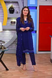 Shaista Lodhi feet photo thumbnail