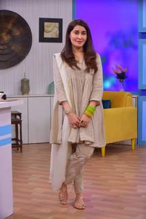 Shaista Lodhi feet photo thumbnail