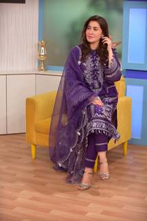 Shaista Lodhi feet photo thumbnail