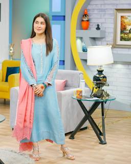 Shaista Lodhi feet photo thumbnail