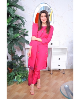 Shaista Lodhi feet photo thumbnail