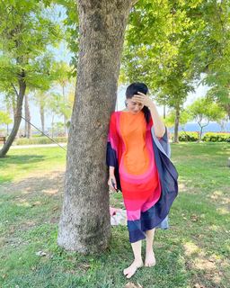 Shaista Lodhi feet photo thumbnail