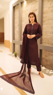 Shaista Lodhi feet photo thumbnail