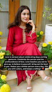 Shaista Lodhi feet photo thumbnail