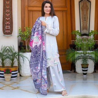 Shaista Lodhi feet photo thumbnail