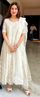 Shaista Lodhi feet photo thumbnail