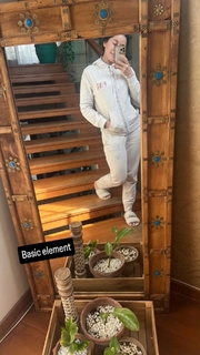 Shaista Lodhi feet photo thumbnail