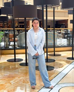 Shaista Lodhi feet photo thumbnail